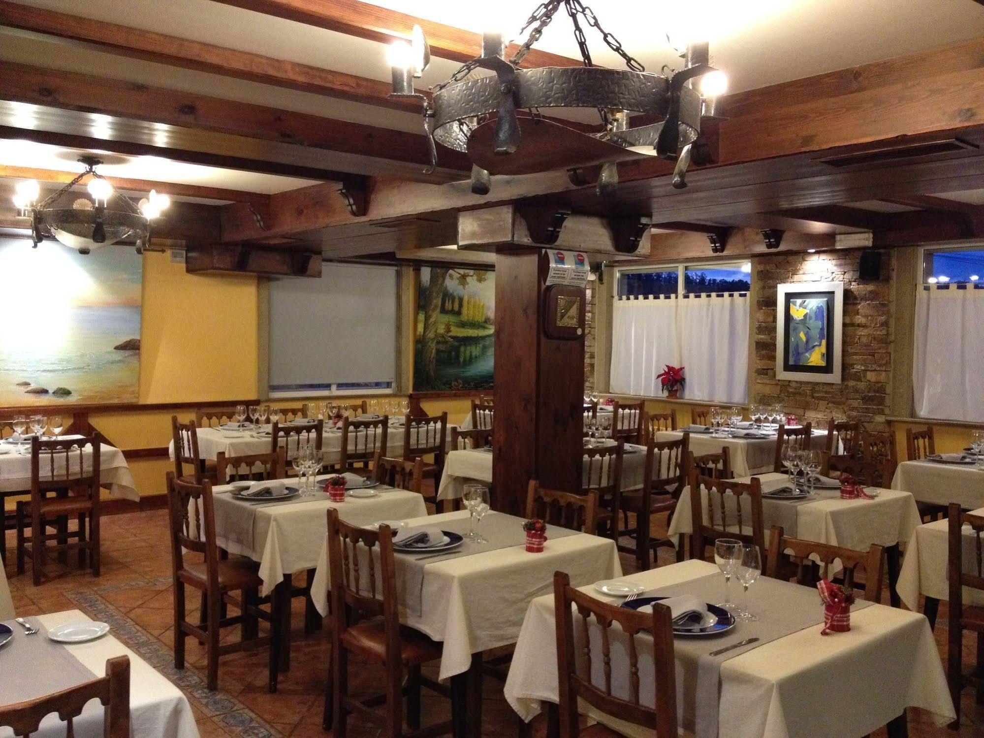 Hotel O Pino מראה חיצוני תמונה
