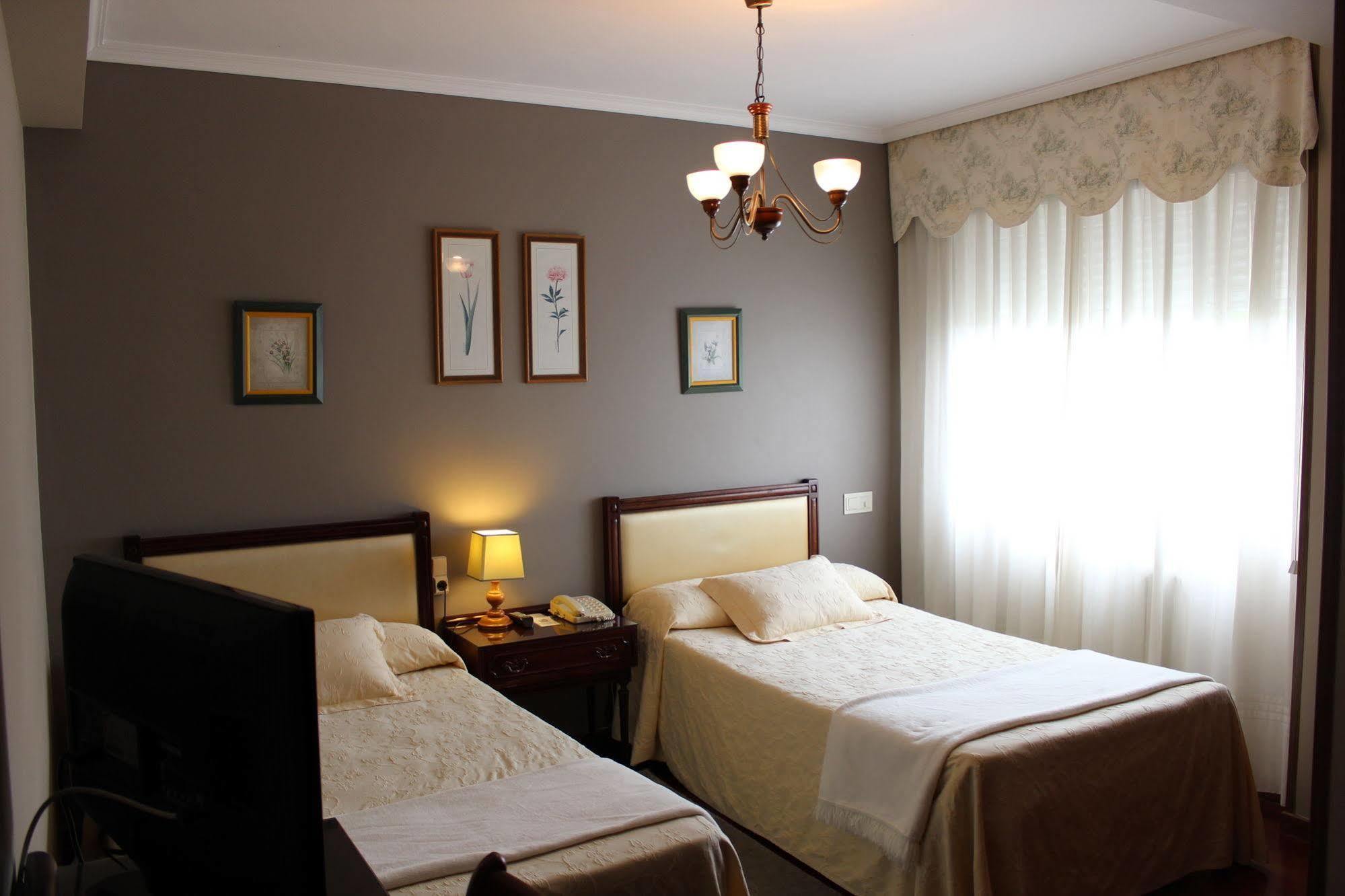 Hotel O Pino מראה חיצוני תמונה